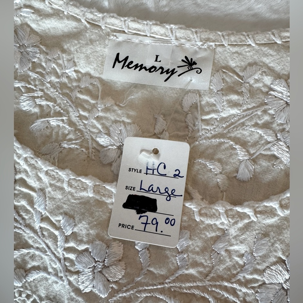 Memory Cream w/White Floral Embroidery 100% Cotton Cinched Waist Blouse- size L - Picture 11 of 14